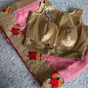 Brand New floral/gold saree with free earrings